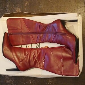 Wild Pair Heeled Zip up Knee-high boots